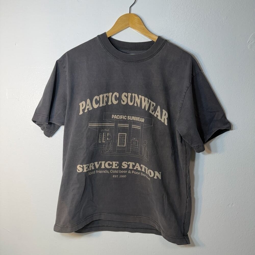 PacSun Pacific Sunwear Service Station Graphic Tee Mens Medium Gray‎
